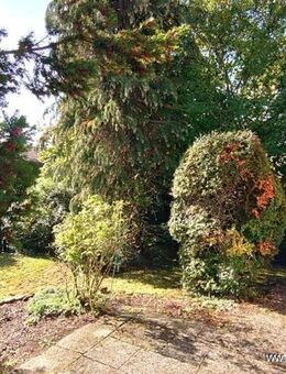 Renovierungsbedürftiger Bungalow mit 6-Zimmern und Platz für die große Familie in Starnberg! - Starnberg