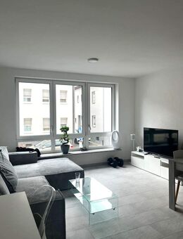 Moderne 2,5 Zimmer Wohnung mit EBK & teilmöbliert - Tuttlingen
