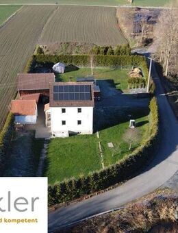 Idyllisch, ruhig, beinahe allein - Ein Anwesen für naturnahes und autarkes Leben - Kronach