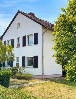 Freistehendes Ein-/Zweifamilienhaus mit großem Garten und Möglichkeiten zur Erweiterung - Düsseldorf