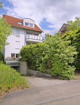 Blick ins Grüne - lichtdurchflutete 2,5-Zimmer-Wohnung in ruhiger Lage - Ludwigsburg