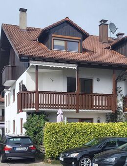 Bruckmühl - Sonnige und ruhige 3-Zimmer-Wohnung mit Balkon und Tiefgarage - - Bruckmühl
