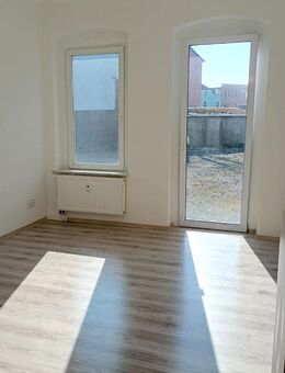 Ihr neues zu Hause - frisch renovierte 3-Raumwohnung mit Terrasse - Frankenberg (Sachsen)