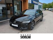 Volvo V60, Plus Dark Recharge Plug-In Hybrid AWD T6 Twin Engine EU6d digitales, Jahr 2022 - Baierbrunn