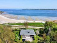 Designvilla mit Blick über die Boddenlandschaft bis zur Insel Rügen - Greifswald