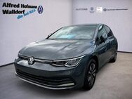 VW Golf, 2.0 TDI VIII Move, Jahr 2023 - Walldorf (Baden-Württemberg)