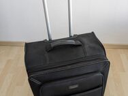 Koffer mit 4 Rollen "Stratic" schwarz - Augsburg