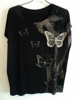 T-Shirt Gr. 48 schwarz Schmetterling überschnittener Arm - Greifswald