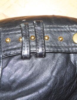 Lederjacke für Bikerlady günstig abzugeben VB 20 € - München Pasing-Obermenzing