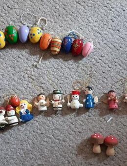 Mehrere Ahnhängerchen zu verkaufen - Karlsbad