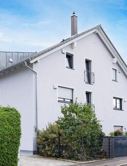 Sonnige 2-Zi.-Dachgeschosswohnung in hochwertiger Bauweise in Trudering - München