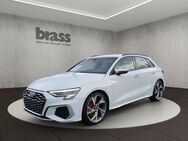 Audi S3, Sportback TFSI, Jahr 2022 - Marburg