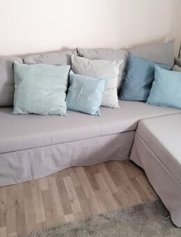 Schlafcouch von Ikea hellgrau mit Récamiere, neuwertig - Haltern (See) Zentrum