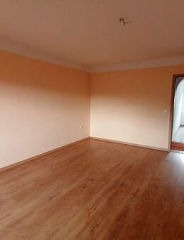 Gepflegte 5-Zimmer Wohnung in Lemberg - Lemberg