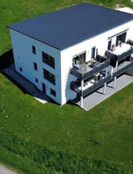 Erdgeschosswohnung mit überdachter Terrasse und Naturblick * ERSTBEZUG * - Kreßberg