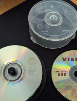 22 CD-Rohlinge: 19 x TDK Metallic CD-R80 700 MB, 3 x Vision DATA CD-R 650 MB 32X - Hamburg