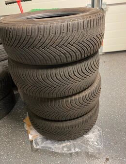 Allwetter Reifen zu verkaufen - Marburg