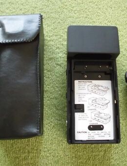 Akku-Lader / Mehrzweck Batterieladegerät / Camcharger 12 V, mit Tasche und Bedienungsanweisung - Ehra-Lessien