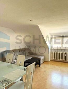 2,5-Zimmer-Maisonette mit ausgebautem Dachbereich & Stellplatz in Stuttgart-Plieningen! - Stuttgart
