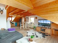 Gemütliche 2,5-Zimmer-Dachgeschosswohnung in zentrumsnaher Lage von Isny - Isny (Allgäu)