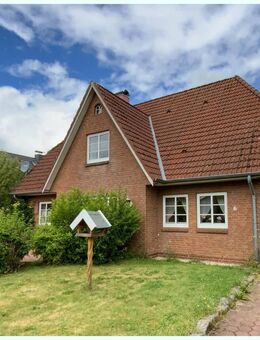 Husum 10 Autominuten: Solides Friesenhaus mit großer Garage und Hauskoppel in ruhiger Dorfrandlage! - Wittbek