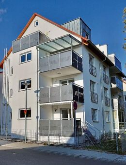 Wohnen in schöner Innenstadtlage inklusive Garten und Tiefgaragenstellplatz - Langenau