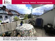 Pfiffige Dachgeschoss-Wohnung mit sonniger Dachterrasse und Garage in ruhiger 1-A-Lage - Budenheim