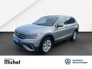 VW Tiguan, 2.0 TDI Allspace Life Rückkamera, Jahr 2023 - Gießen