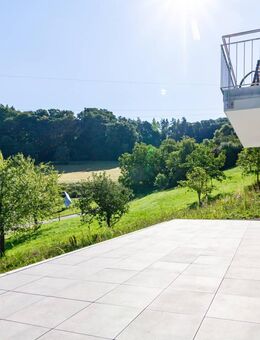 Moderne Erdgeschosswohnung auf dem Hünerberg mit weitläufiger Terrasse und Wiesentalblick - Lörrach