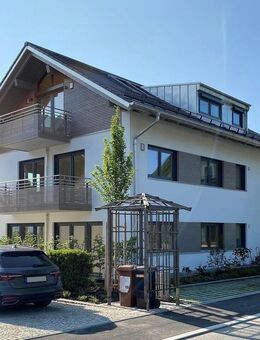 Wunderschöne 4-Zi.-Wohnung im 1.OG mit Süd-Balkon in Aying-Großhelfendorf - Aying