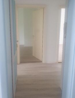 Zentrum Brühl 2 Zimmer mit großem Badezimmer - Chemnitz