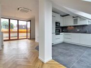 Hochwertig neu sanierte 4-Zimmer-Maisonette-Wohnung m. Luxus-EBK, Loggia + Balkon - Leipzig