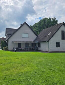 Voll unterkellertes Wohnhaus mit 7 Zimmern und großem Garten - Hesel