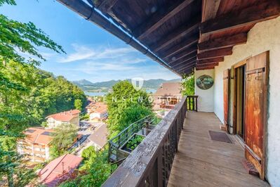 Kensington-Exklusiv-Zweifamilienhaus am Tegernsee mit Panoramablick und Gestaltungspotenzial