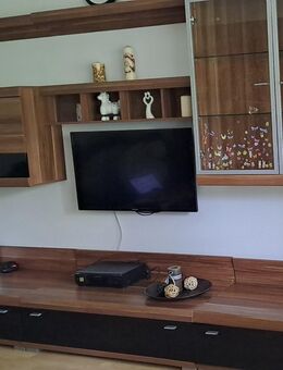 Wohnwand kostenlos abzugeben ideal für Studenten, Hobbyraum oder Upcycling - Pfarrkirchen
