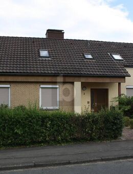 MEHRERE GENERATIONEN UNTER EINEM DACH - Uslar