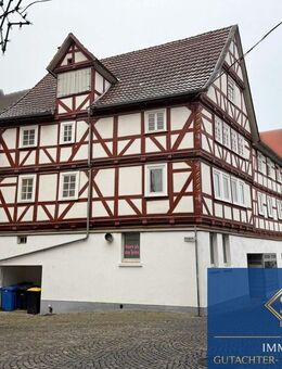 Attraktives Wohn- und Geschäftshaus in bester Innenstadtlage von Homberg (Efze) - Homberg (Efze)