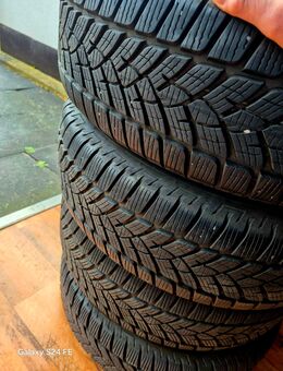 Fulda Winter Reifen 225/ 70R16 - Baunatal