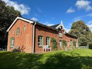 Liebevoll gepflegtes Einfamilienhaus mit vielen Extras in Garding bei St. Peter-Ording - Garding