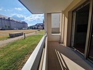 Kurzfristig beziehbar - Moderne 3-Zi.-Wohnung, Einbauküche, Loggia, 2 Stellplätze - Villingen-Schwenningen