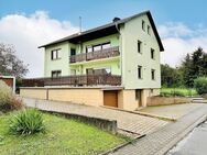 **Familienfreundliches Zuhause mit Potenzial und Ausbaumöglichkeiten** - Bottenbach