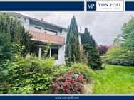 **Großes Reihenendhaus mit schönem Garten und zwei Garagen in Vorwerk** - Celle