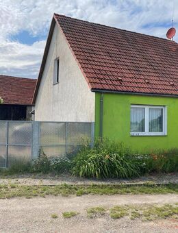 Kleiner 3-Seitenhof bei Rhinow - Sanierungsobjekt mit Ausbaupotenzial - Rhinow