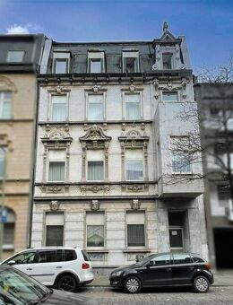 Altbaucharme trifft Kapitalanlage - Mehrfamilienhaus mit Charakter - Duisburg