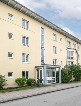 4-Zimmer-Gartenwohnung mit Südwest-Terrasse in ruhiger Lage - München