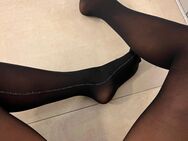 Getragene Party- Nylons mit Ziernaht - Bergheim Zentrum