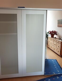 IKEA Kleiderschrank Elgå mit Schiebetüren und Spiegel – 300 € VB - Köln
