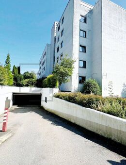 3,5-Zimmer-Erdgeschosswohnung mit Südwest-Loggia und Tiefgaragenstellplatz - Biberach (Riß)