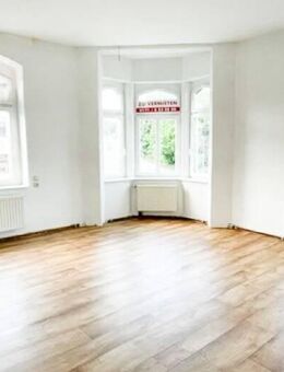 Neu renovierte Wohnung in einem denkmalgeschützten Mehrfamilienhaus! - Annaberg-Buchholz