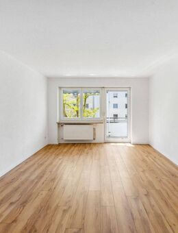 DIREKT AN DER S-BAHN * FRISCH RENOVIERT UND SOFORT BEZUGSFREI * 2-ZIMMER-WOHNUNG IN NEUFAHRN - Neufahrn (Freising)